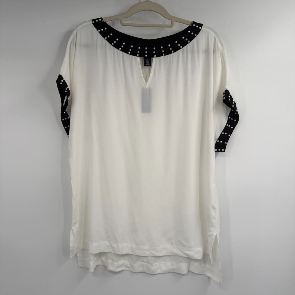 NWT White House Black Market Colorblock Tunic L Ecru Black Trim Studded Keyhole